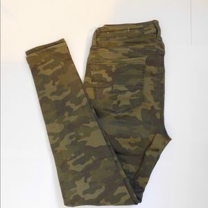american eagle camo print skinny jeans